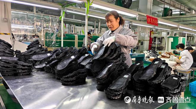 瑟士”中国唯一工厂扎根薛城17年AG旗舰厅年收入超11亿元“亚(图3)